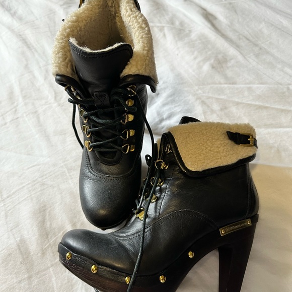 BCBGeneration Shoes. - Picture 2 of 5